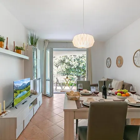 Apartamento Residenza Il Mulino: Maggiore With Terrace - Happy *